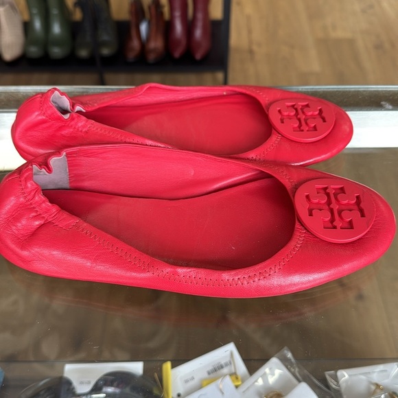 Tory Burch Reva Ballet Flats in Red - Picture 2 of 4